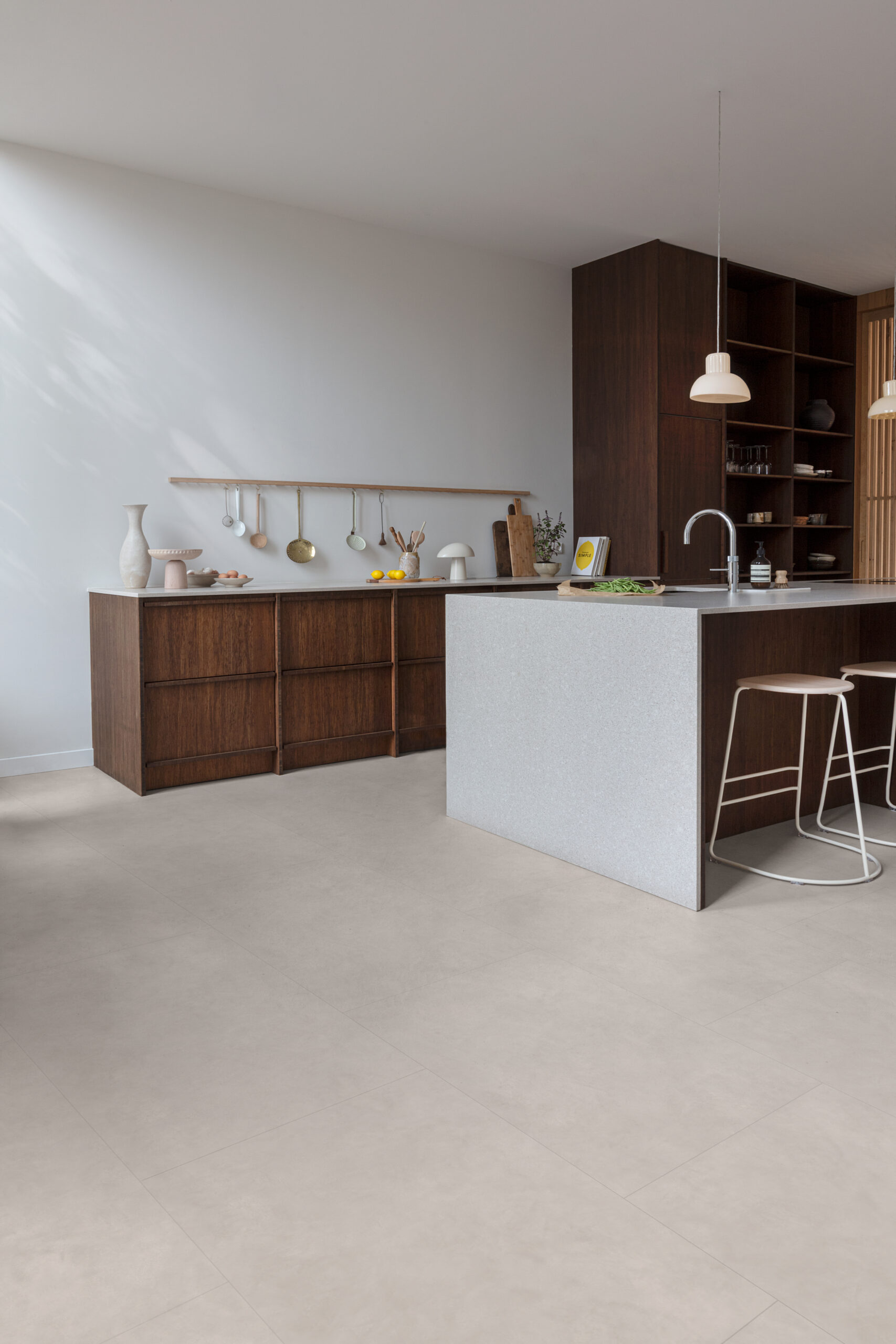 F030 Pebble Beach in dark wood kitchen