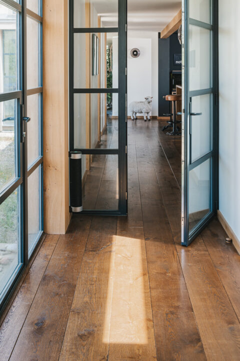 Bourgogne Engineered Wood, Oiled