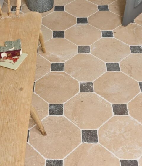 Lacock Heritage Limestone with Inserts